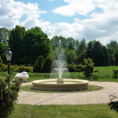 Fontaine De Jardin Classique Centre Rose 2 Www.nicefontaines.com 
