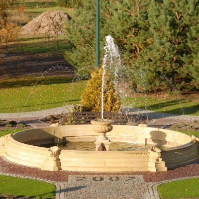 Fontaine De Jardin Coquille D Azur Centre Vase D Azur Www.nicefontaines.com 